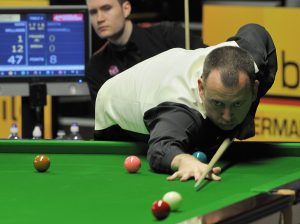 Mark Williams lost 4-3 in the first round of the Welsh Open.