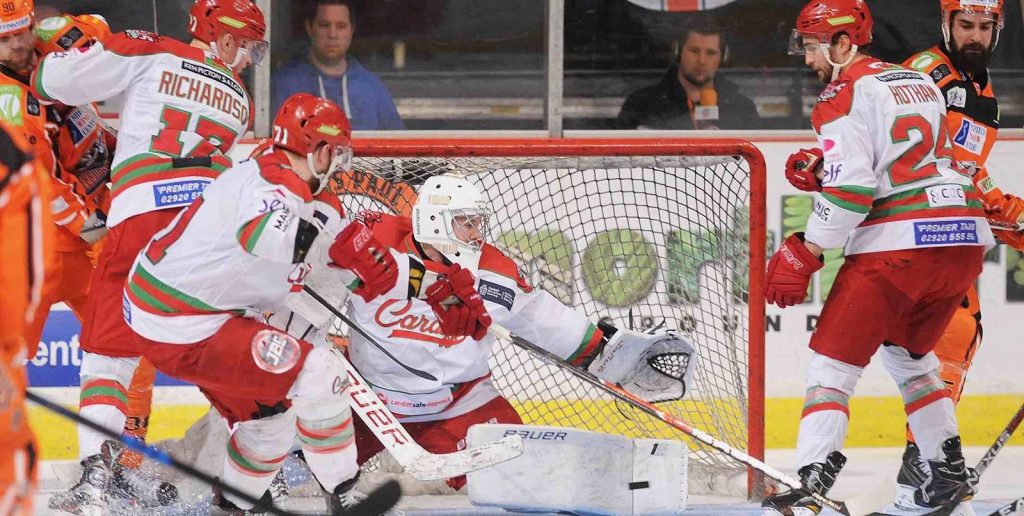 The Steelers fire the puck into the Devils' net during their latest match.