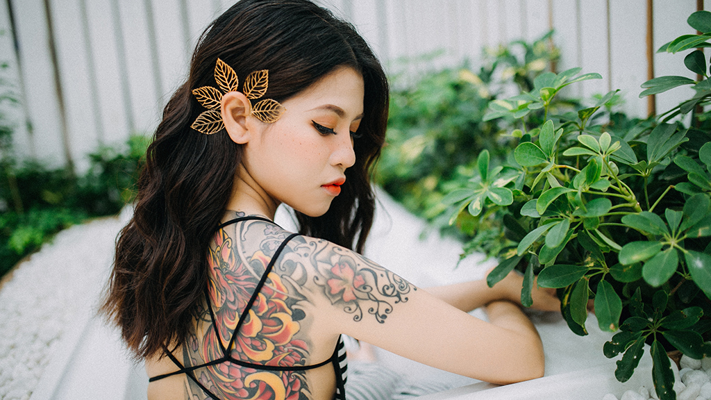 Traditional Geisha Girl Tattoo by Chris Rogers: TattooNOW