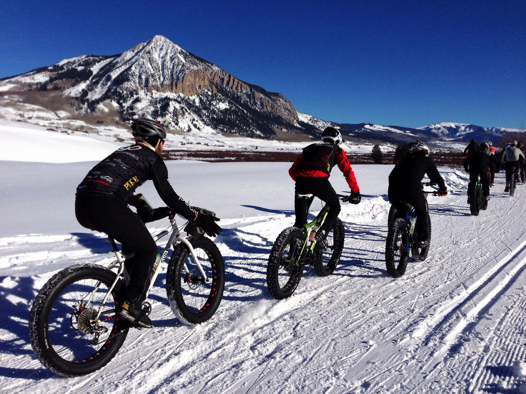 Vanalogue spotlights a winter sport: Snow Cycling | Vanalogue